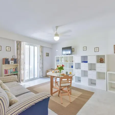 Apartment Palm Royal - For 4 With Balcony - 5 Minutes From The